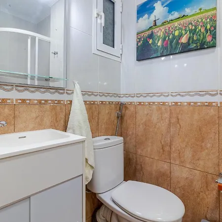 Apartment Flatguest Luis Morote - - - Wifi